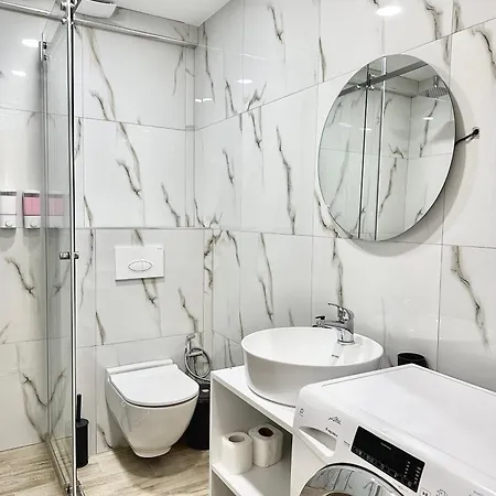Bejler Center 3* 티라나